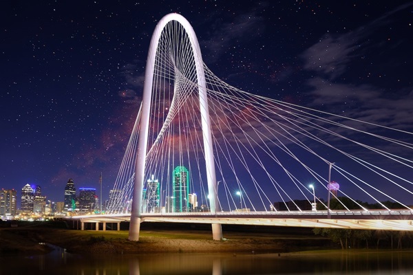 Dallas skyline and bridge