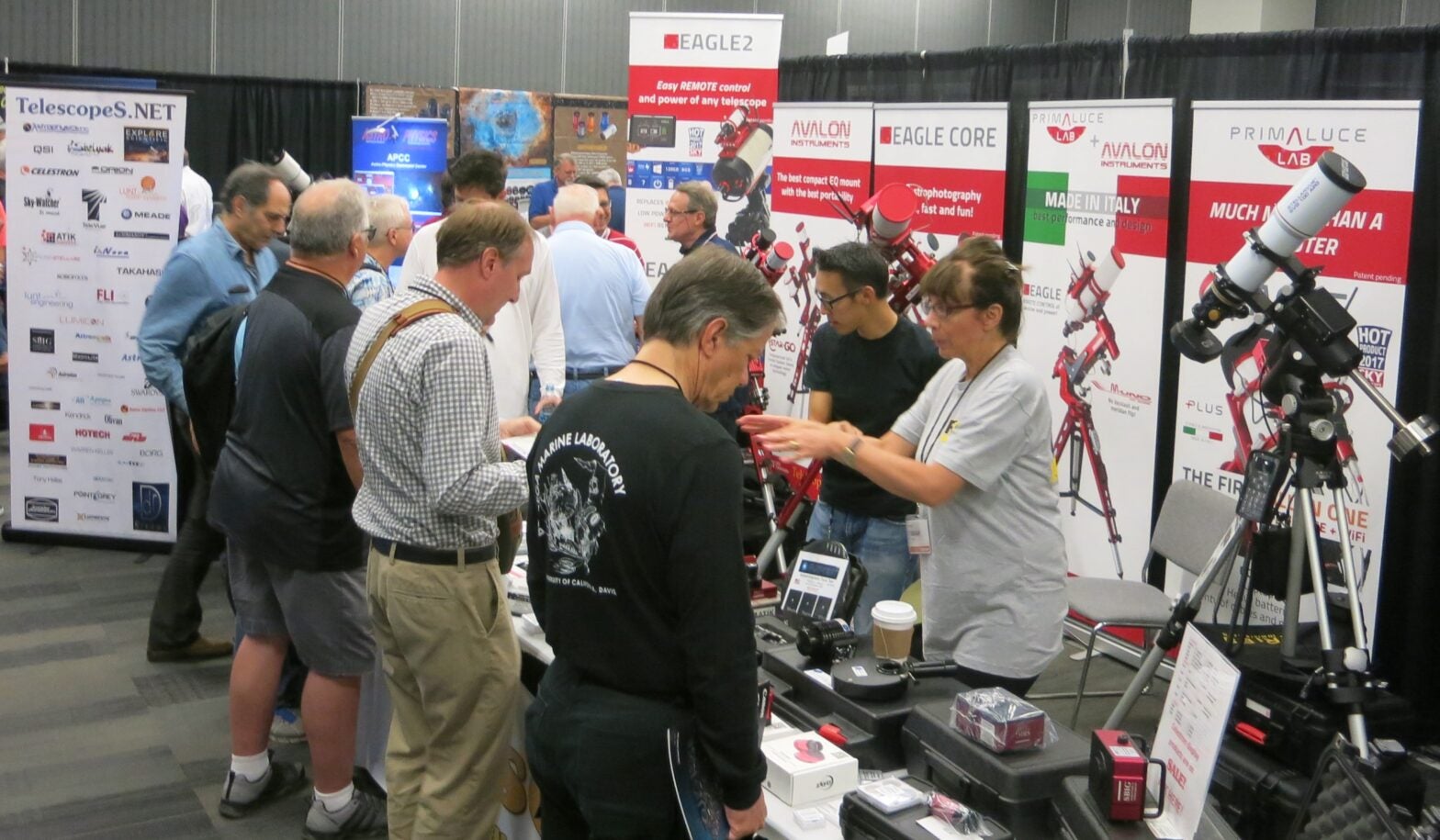 The vendor room at AIC was always an exciting place where amateur astronomers could ogle the latest in imaging technology. Credit: Michael E Bakich.