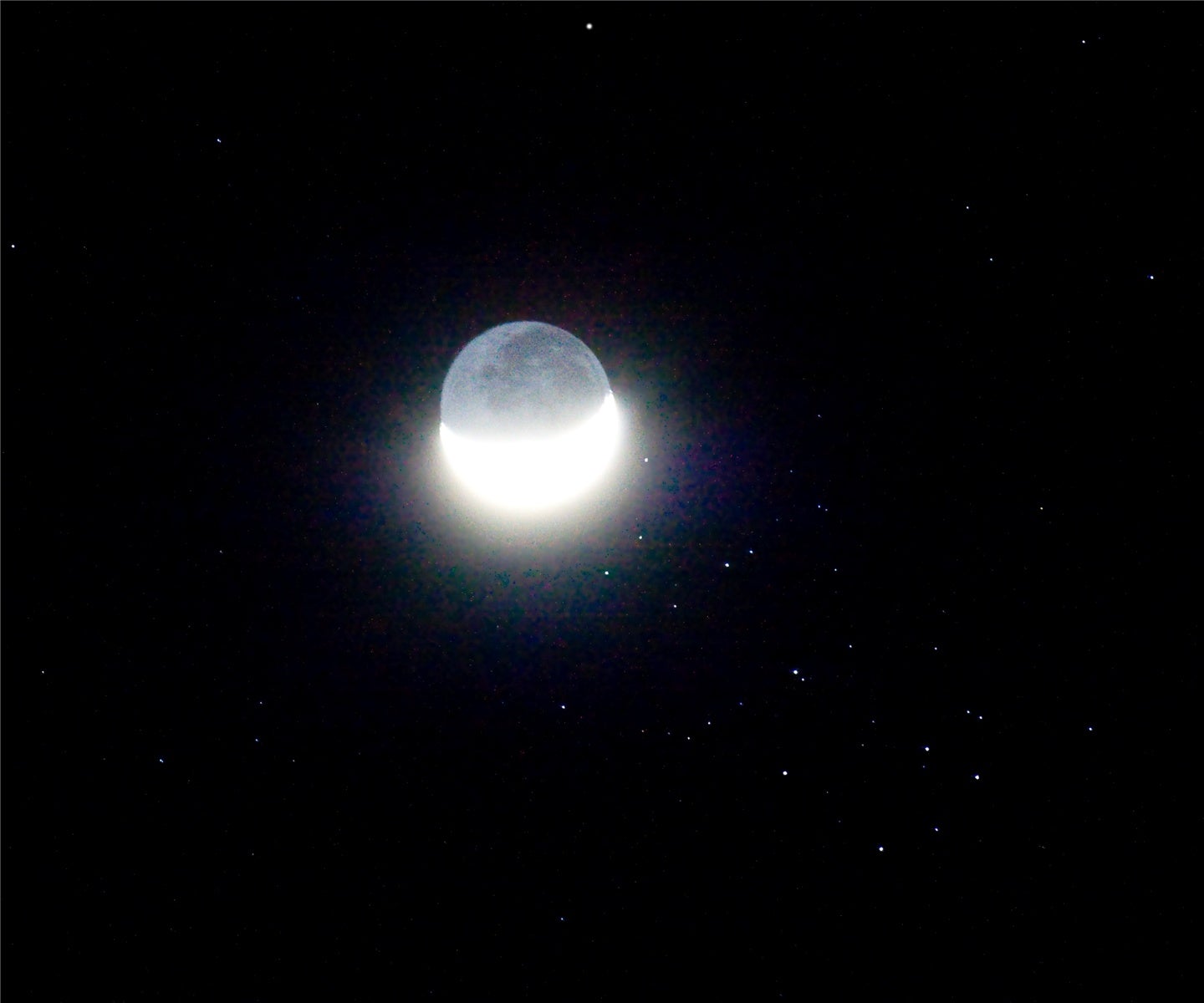 The Moon occults M45