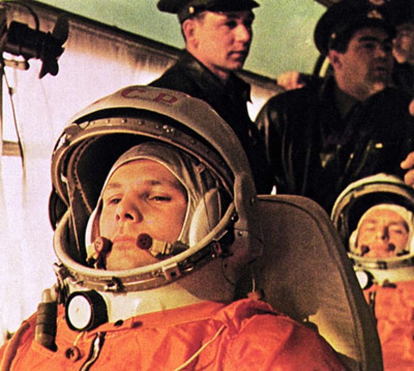 Yuri Gagarin, first man in space, still celebrated 57 years later (photos)  