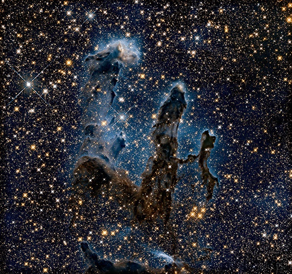 A starry night in the Pillars of Creation
