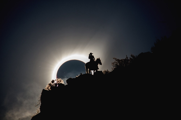Two New Books to Help You Prepare for the 2024 Total Solar Eclipse