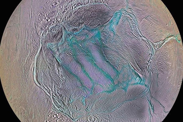 EnceladusTigerStripes_Enhanced