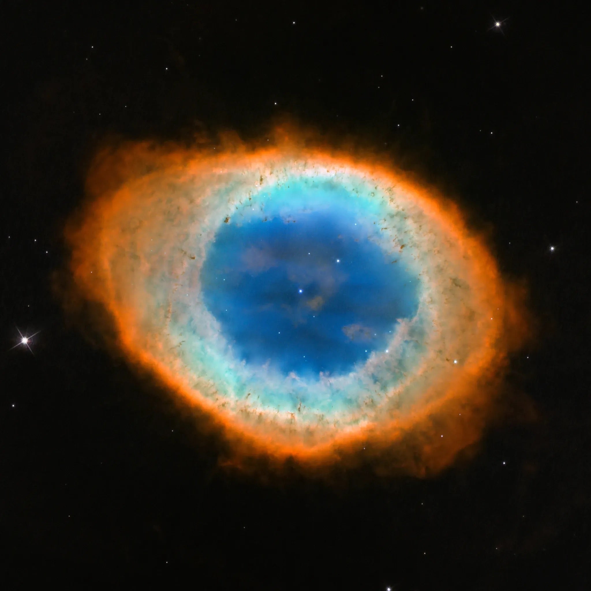 The Ring Nebula (M57) in Lyra ranks among the sky’s most beautiful planetary nebulae. Credit: NASA, ESA and the Hubble Heritage (STScI/AURA)-ESA/Hubble Collaboration
